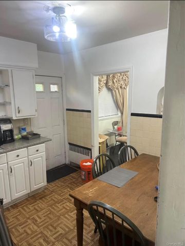56 Winthrop Street, Hempstead, NY 11550