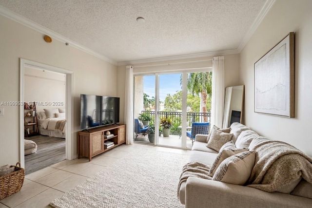 26 Royal Palm Way 304, Boca Raton, FL 33432