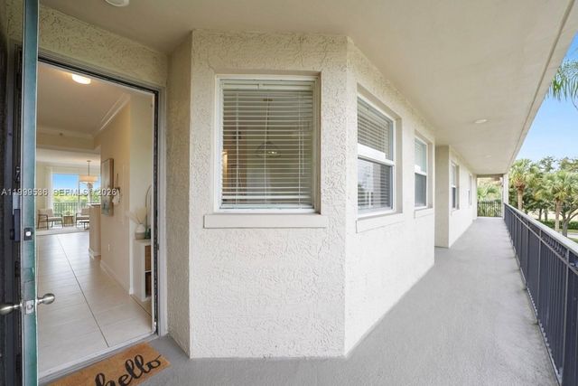 26 Royal Palm Way 304, Boca Raton, FL 33432