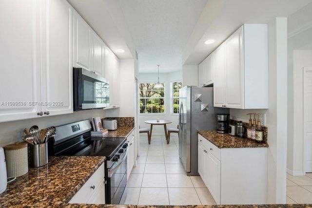 26 Royal Palm Way 304, Boca Raton, FL 33432