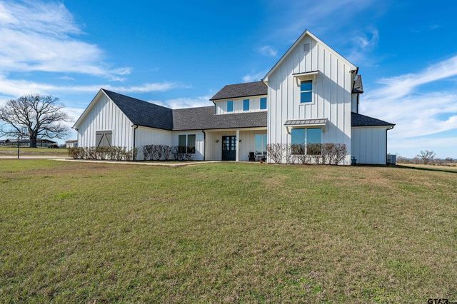 223 Riata Road, Bullard, TX 75757
