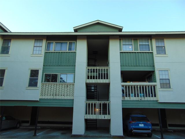 9611 Walnut Street 1303, Dallas, TX 75243