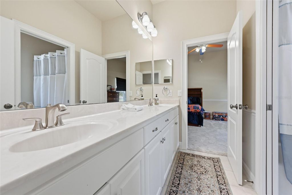 Image 41 of property listing at 14524 NW 41ST AVENUE, Newberry, FL 32669