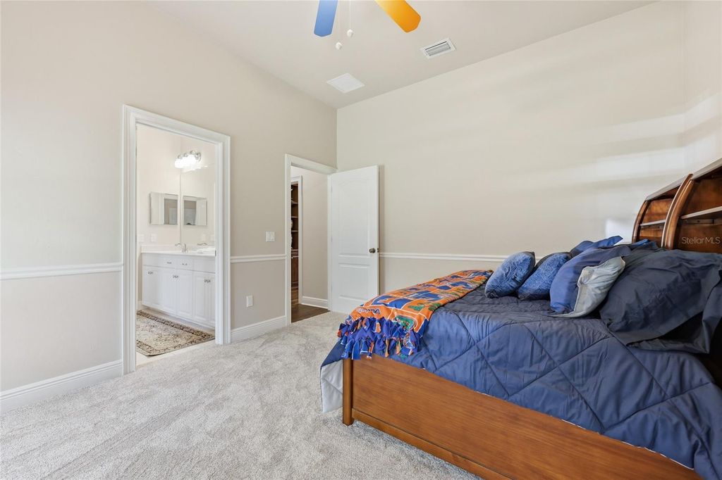 Image 42 of property listing at 14524 NW 41ST AVENUE, Newberry, FL 32669