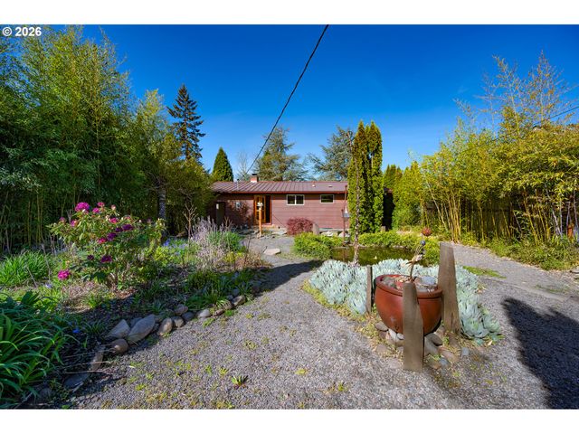 2525 FRIENDLY St, Eugene, OR 97405