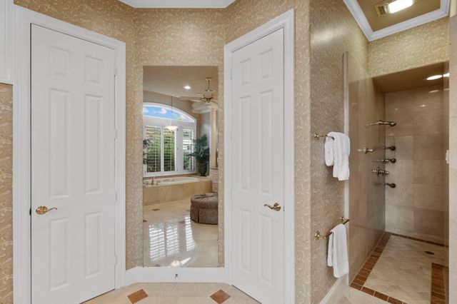 7 Silverloch Court, Sugar Land, TX 77479
