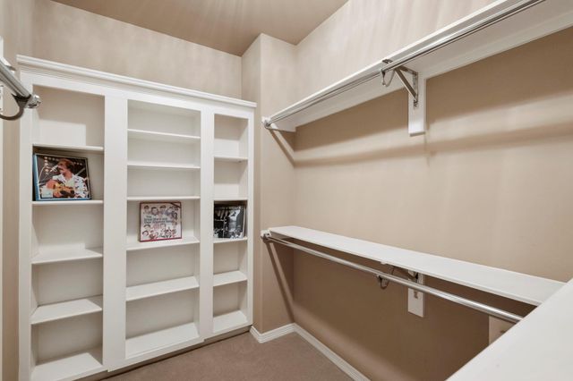 7 Silverloch Court, Sugar Land, TX 77479