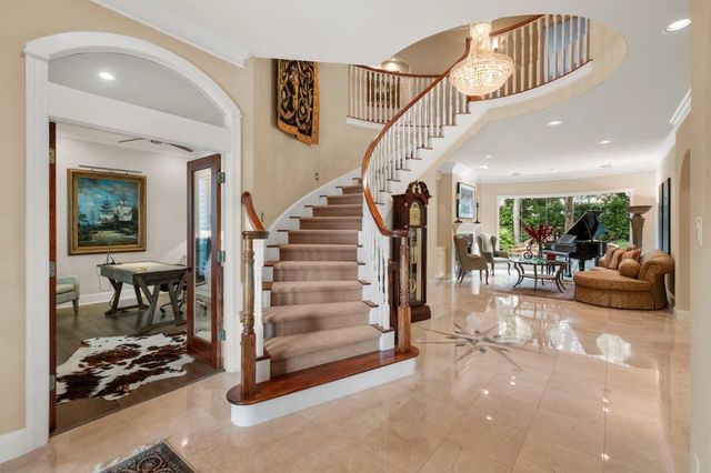 7 Silverloch Court, Sugar Land, TX 77479