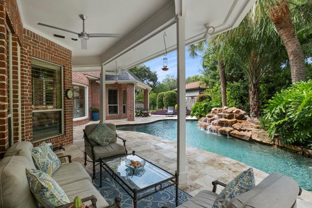 7 Silverloch Court, Sugar Land, TX 77479