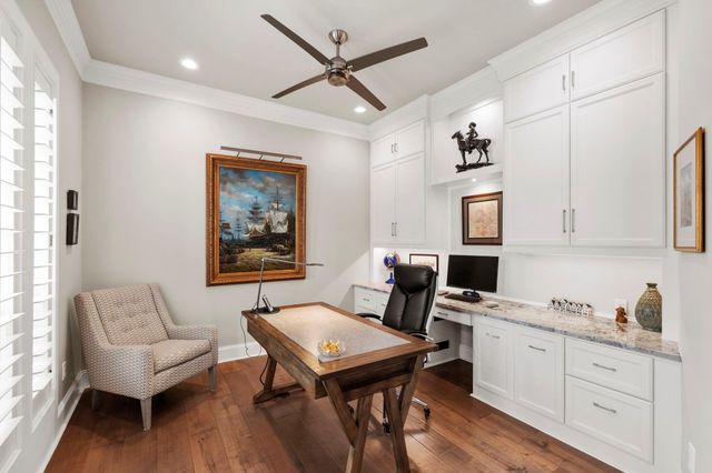 7 Silverloch Court, Sugar Land, TX 77479