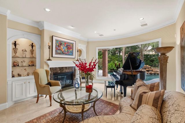7 Silverloch Court, Sugar Land, TX 77479