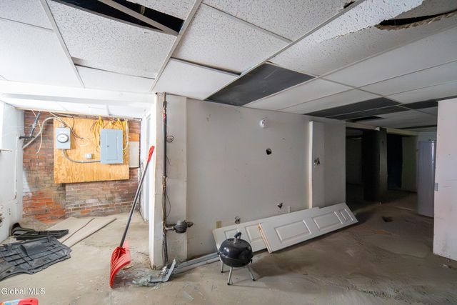 67 Ingalls Avenue, Troy, NY 12180