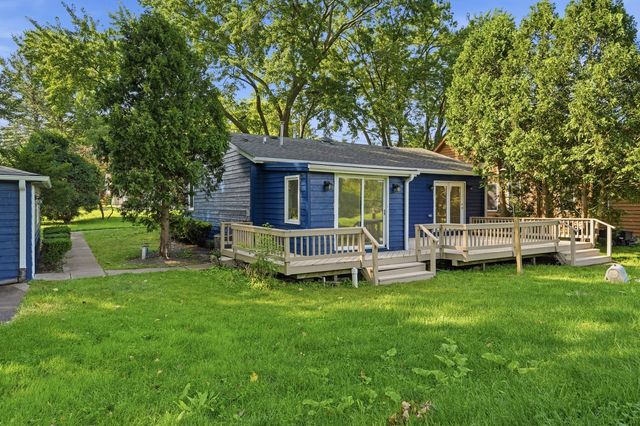 2804 Russett Road, Mchenry, IL 60050
