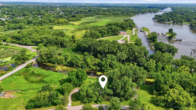 2804 Russett Road, Mchenry, IL 60050