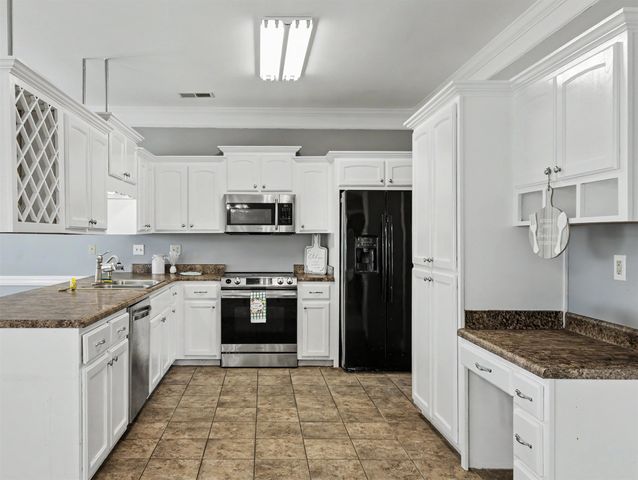 623 ELIZABETH DR, Atoka, TN 38004