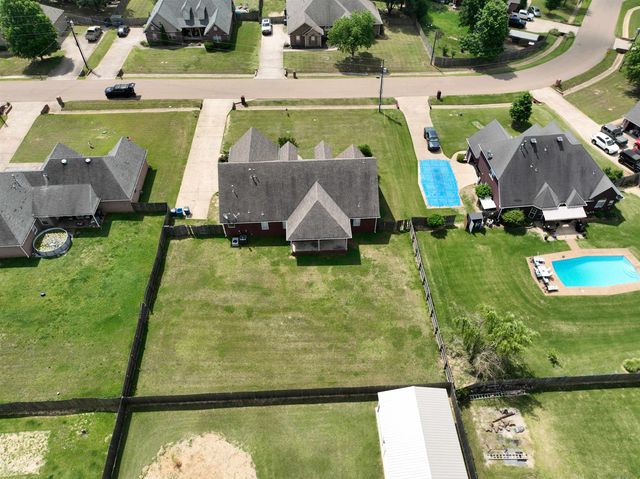 623 ELIZABETH DR, Atoka, TN 38004