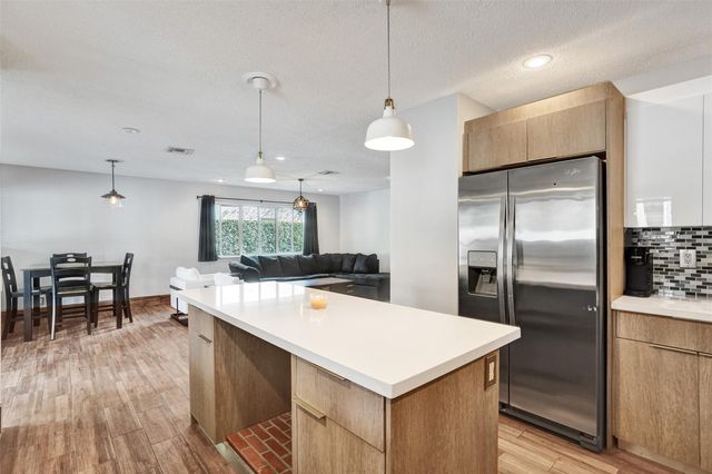 19321 NW 10th Street, Pembroke Pines, FL 33029