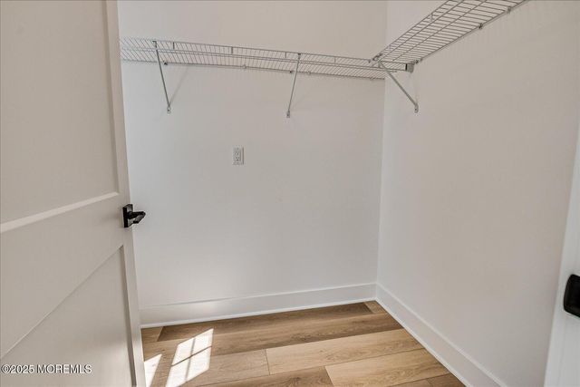 32 Earl Street, Red Bank, NJ 07701
