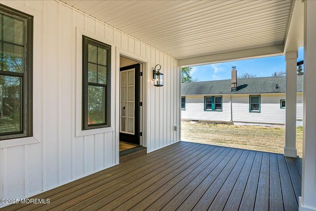 32 Earl Street, Red Bank, NJ 07701