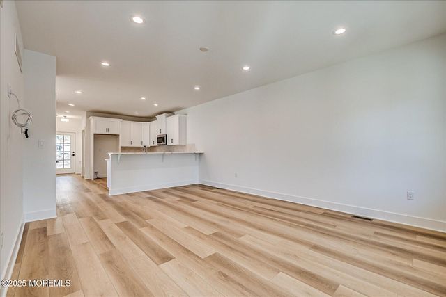 32 Earl Street, Red Bank, NJ 07701