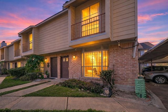 9350 Country Creek Dr 1, Houston, TX 77036