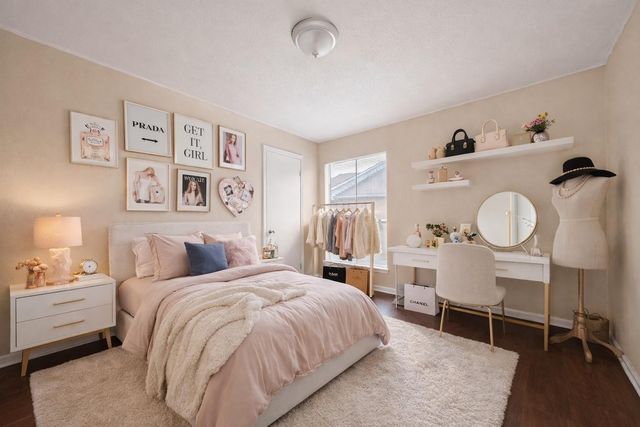 9350 Country Creek Dr 1, Houston, TX 77036