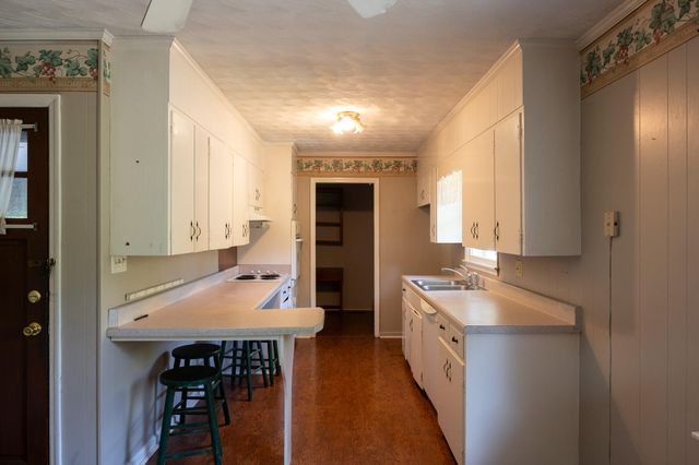 1215 Blount Avenue SW, Cleveland, TN 37311