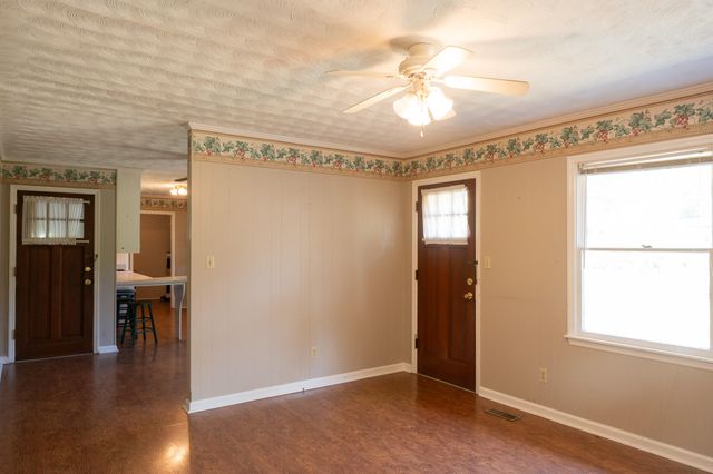 1215 Blount Avenue SW, Cleveland, TN 37311