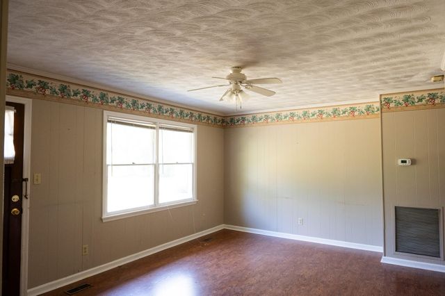 1215 Blount Avenue SW, Cleveland, TN 37311