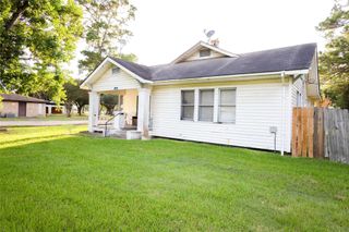 103 Birch Street, Wallis, TX 77485