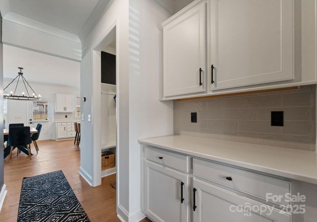 11016 Larkslea Lane, Charlotte, NC 28278