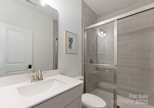 11016 Larkslea Lane, Charlotte, NC 28278