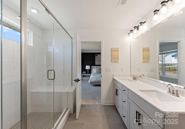 11016 Larkslea Lane, Charlotte, NC 28278