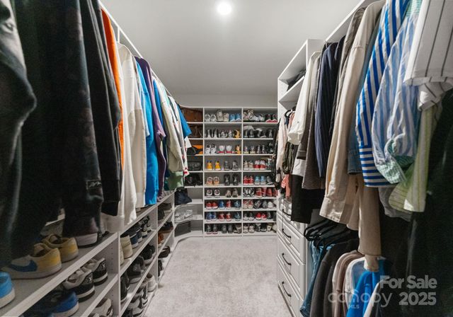 11016 Larkslea Lane, Charlotte, NC 28278