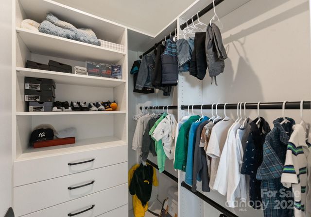 11016 Larkslea Lane, Charlotte, NC 28278