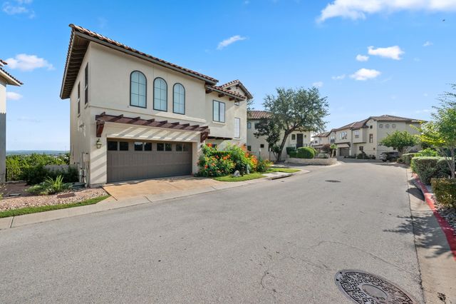223 Honey Creek CT 12, Austin, TX 78738
