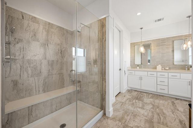 223 Honey Creek CT 12, Austin, TX 78738