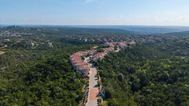 223 Honey Creek CT 12, Austin, TX 78738