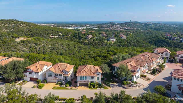 223 Honey Creek CT 12, Austin, TX 78738
