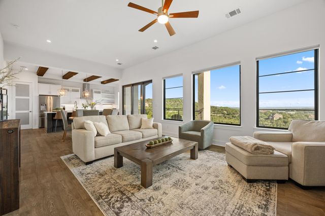 223 Honey Creek CT 12, Austin, TX 78738