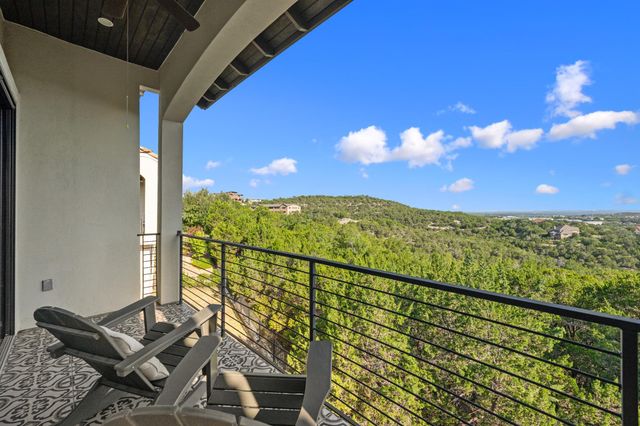 223 Honey Creek CT 12, Austin, TX 78738