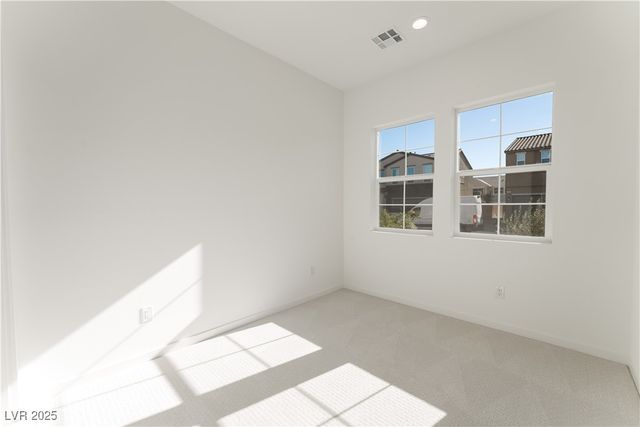 5912 Topaz Ledge Court, Las Vegas, NV 89131