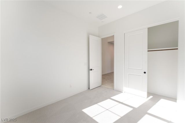 5912 Topaz Ledge Court, Las Vegas, NV 89131