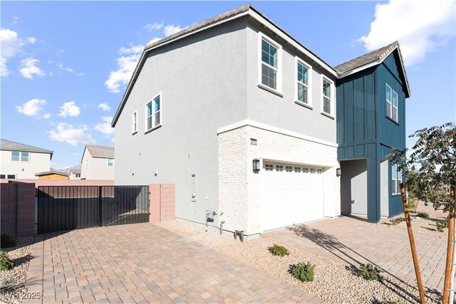 5912 Topaz Ledge Court, Las Vegas, NV 89131