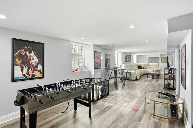9345 S Harper Avenue, Chicago, IL 60619