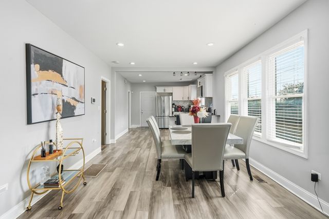 9345 S Harper Avenue, Chicago, IL 60619