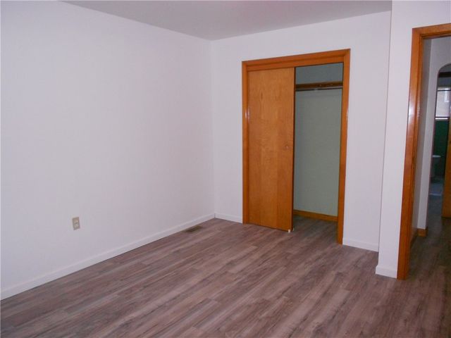 790 Glenn St, South Strabane, PA 15301