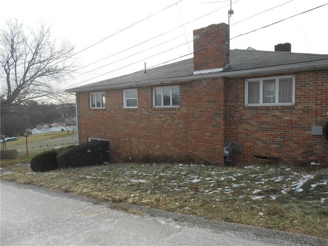 790 Glenn St, South Strabane, PA 15301