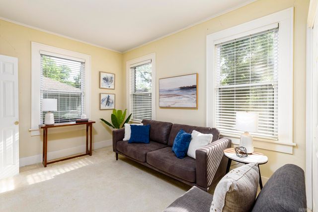 2719 N University Avenue, Little Rock, AR 72207