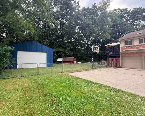 14510 Hannan Road, Van Buren Twp, MI 48174